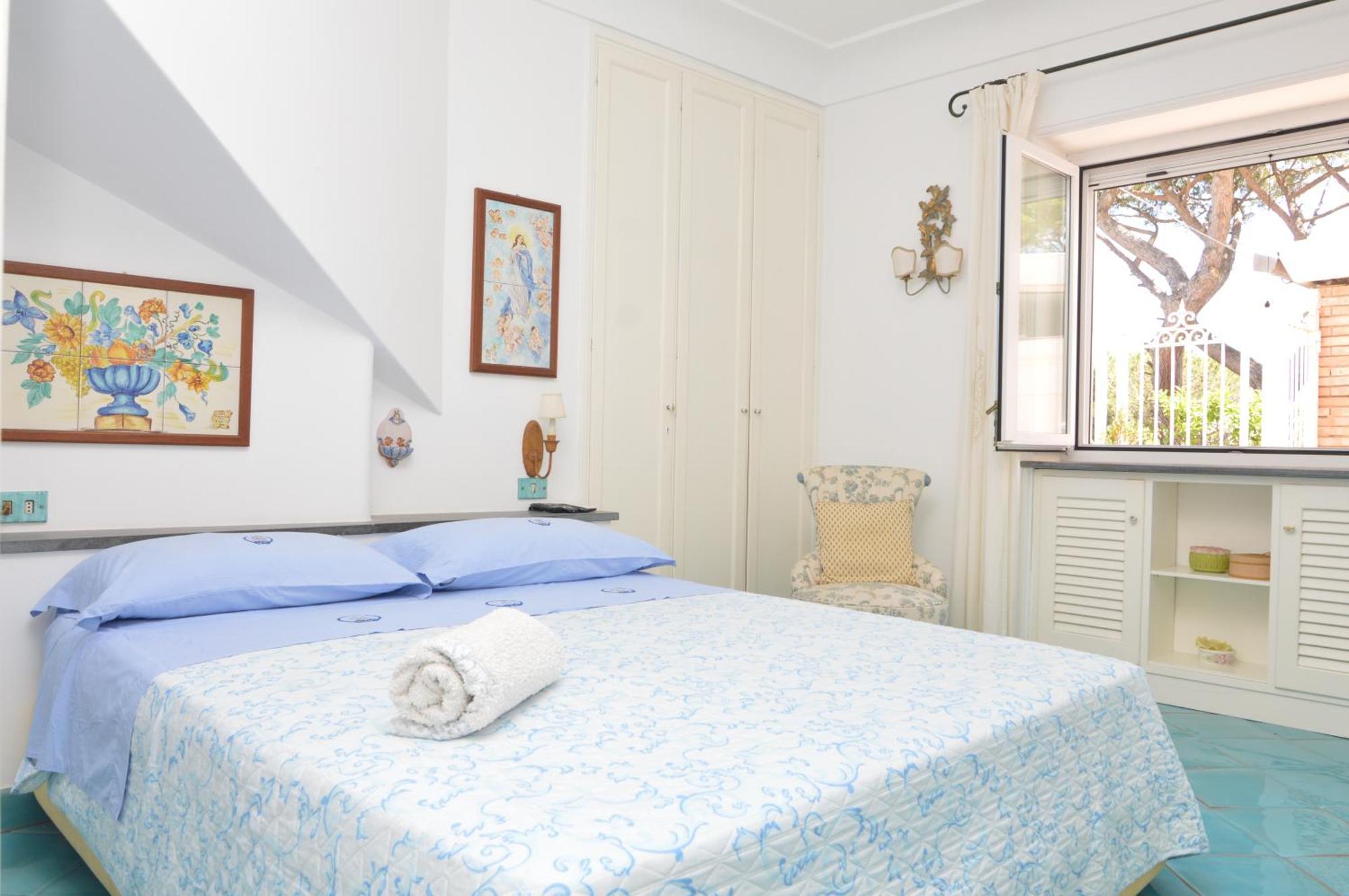 Augustus Park Capri Center Apartment Екстериор снимка